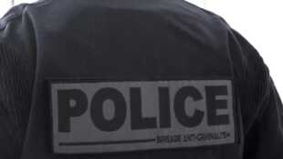 La police... sur le fil